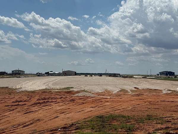 6 Acres of Commercial Land for Sale in Seminole, Texas
