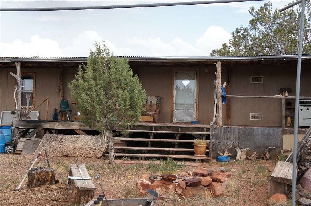 39.9 Acres of Land with Home for Sale in Peach Springs, Arizona