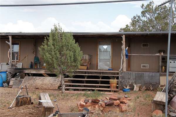 39.9 Acres of Land with Home for Sale in Peach Springs, Arizona