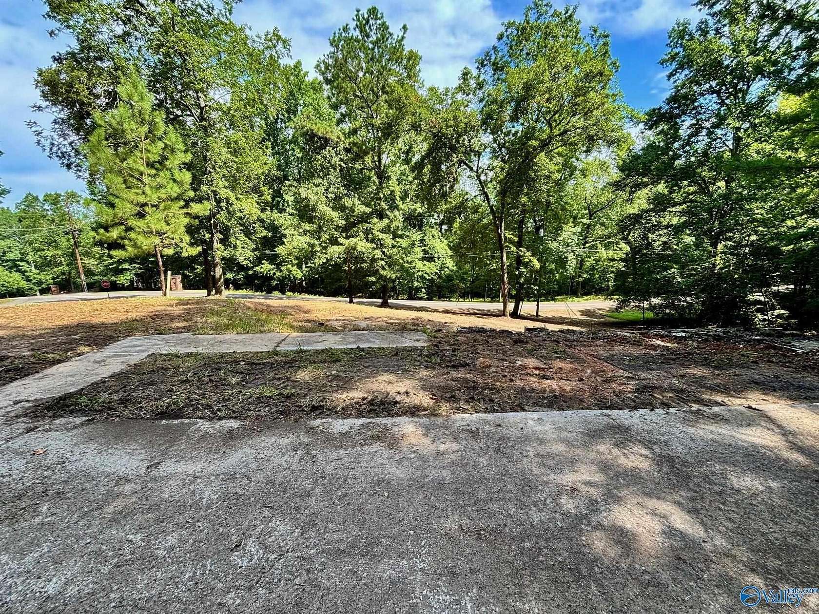 1.47 Acres of Residential Land for Sale in Glencoe, Alabama