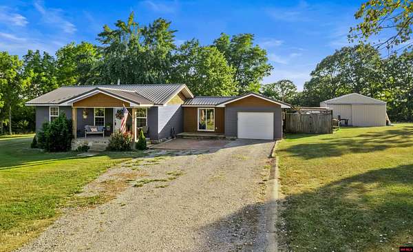 2.38 Acres of Residential Land with Home for Sale in Gamaliel, Arkansas