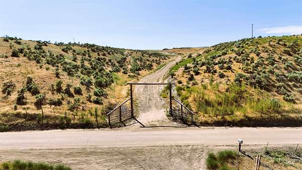 270 Acres of Recreational Land & Farm for Sale in Payette, Idaho