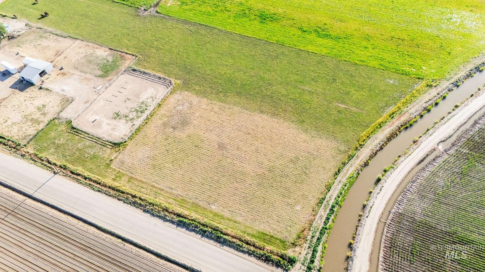 2.55 Acres of Residential Land for Sale in New Plymouth, Idaho