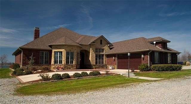 3.17 Acres of Residential Land with Home for Sale in Durant, Oklahoma