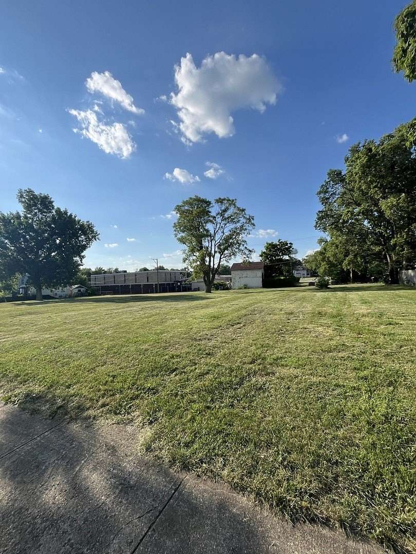 0.18 Acres of Residential Land for Sale in Kankakee, Illinois