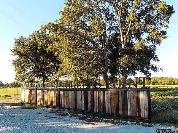 0.75 Acres of Residential Land for Sale in Emory, Texas