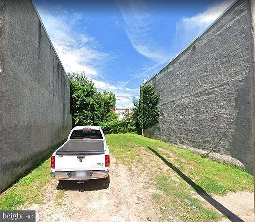 0.02 Acres of Land for Sale in Philadelphia, Pennsylvania