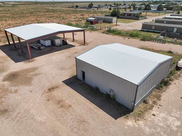 2.55 Acres of Improved Commercial Land for Sale in Midland, Texas
