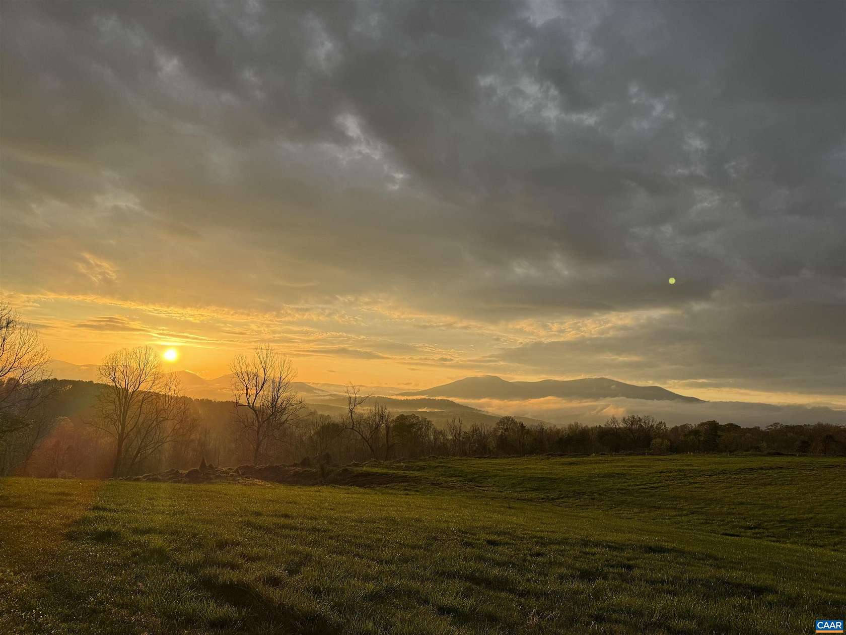 5.17 Acres of Land for Sale in Roseland, Virginia