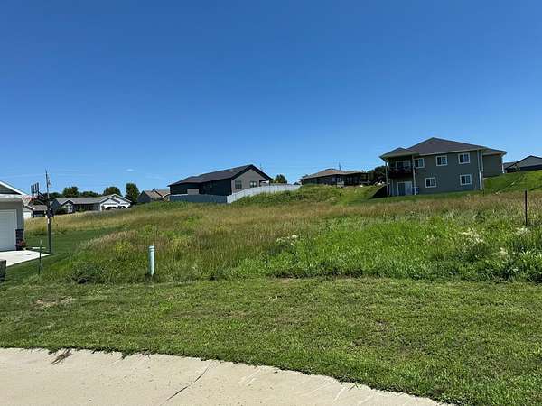0.32 Acres of Residential Land for Sale in Le Mars, Iowa