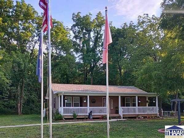 2.86 Acres of Residential Land with Home for Sale in Terre Haute, Indiana