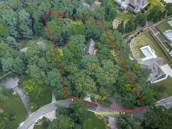 1.27 Acres of Residential Land with Home for Sale in Smyrna, Georgia