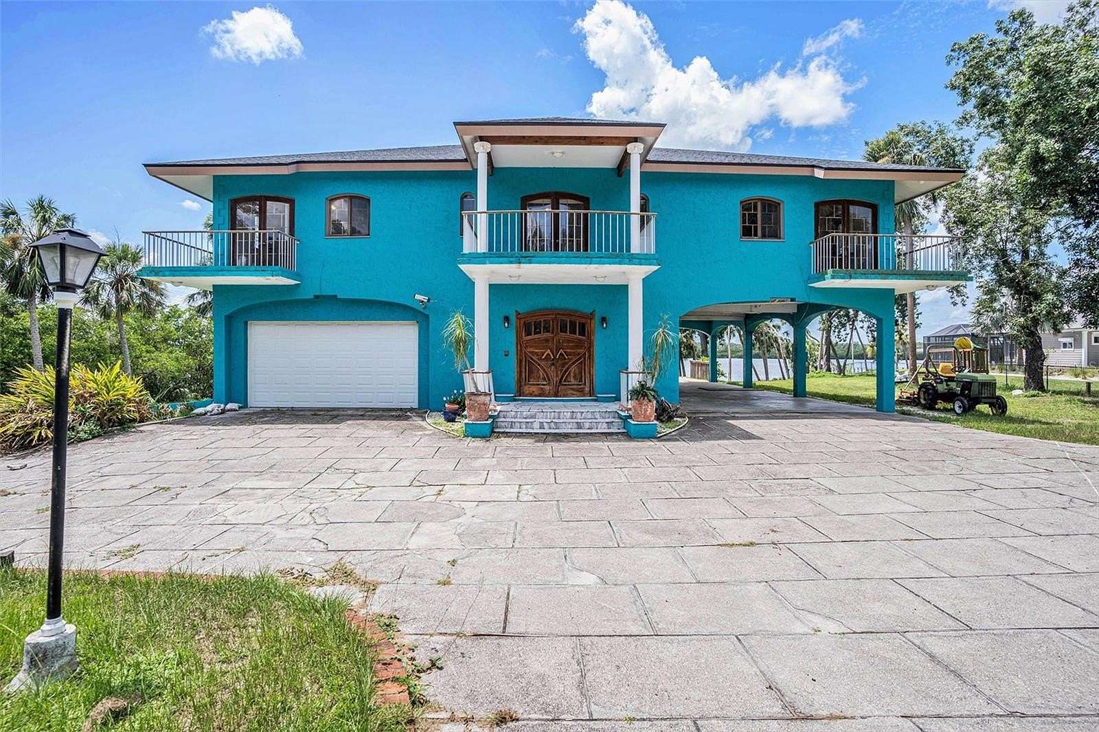 6.1 Acres of Land with Home for Sale in Riverview, Florida
