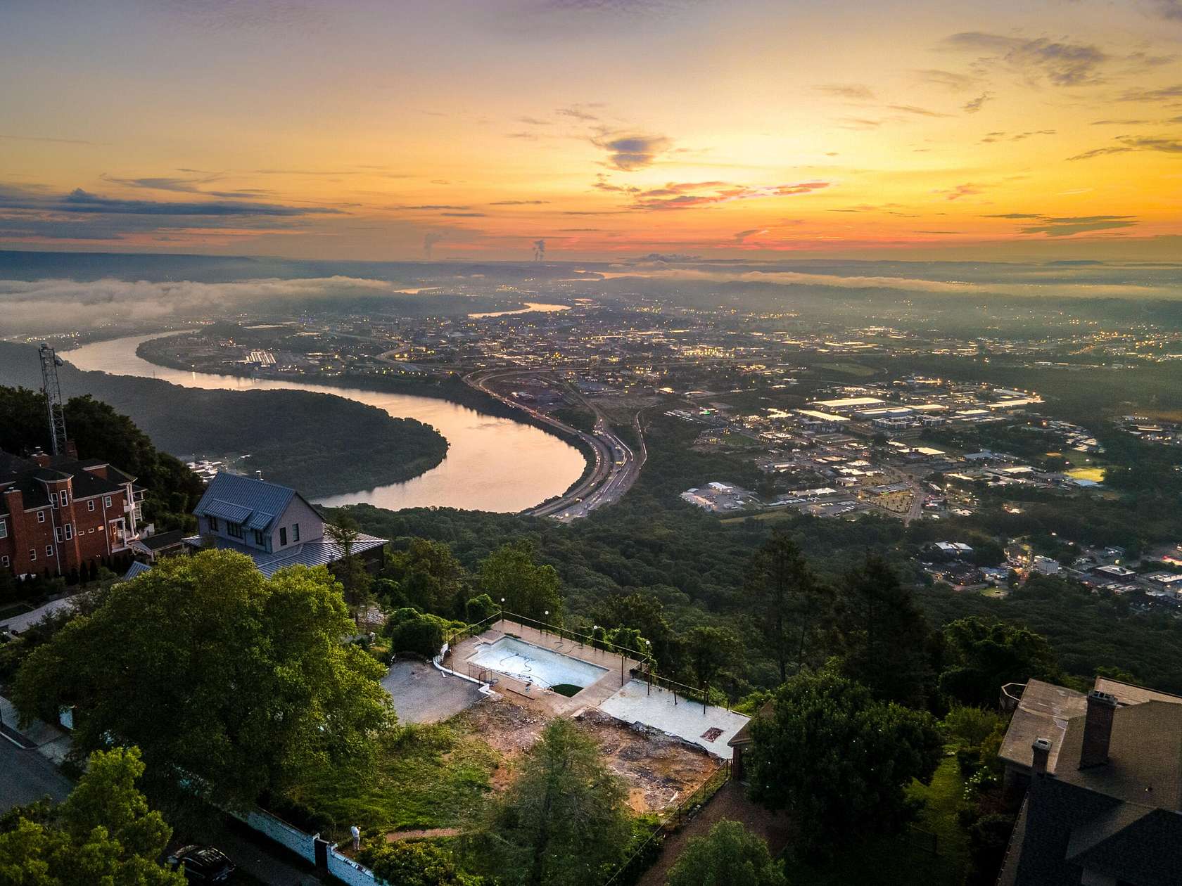 1 Acre of Residential Land for Sale in Lookout Mountain, Tennessee