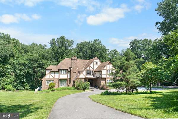 5 Acres of Residential Land with Home for Sale in Ashton, Maryland