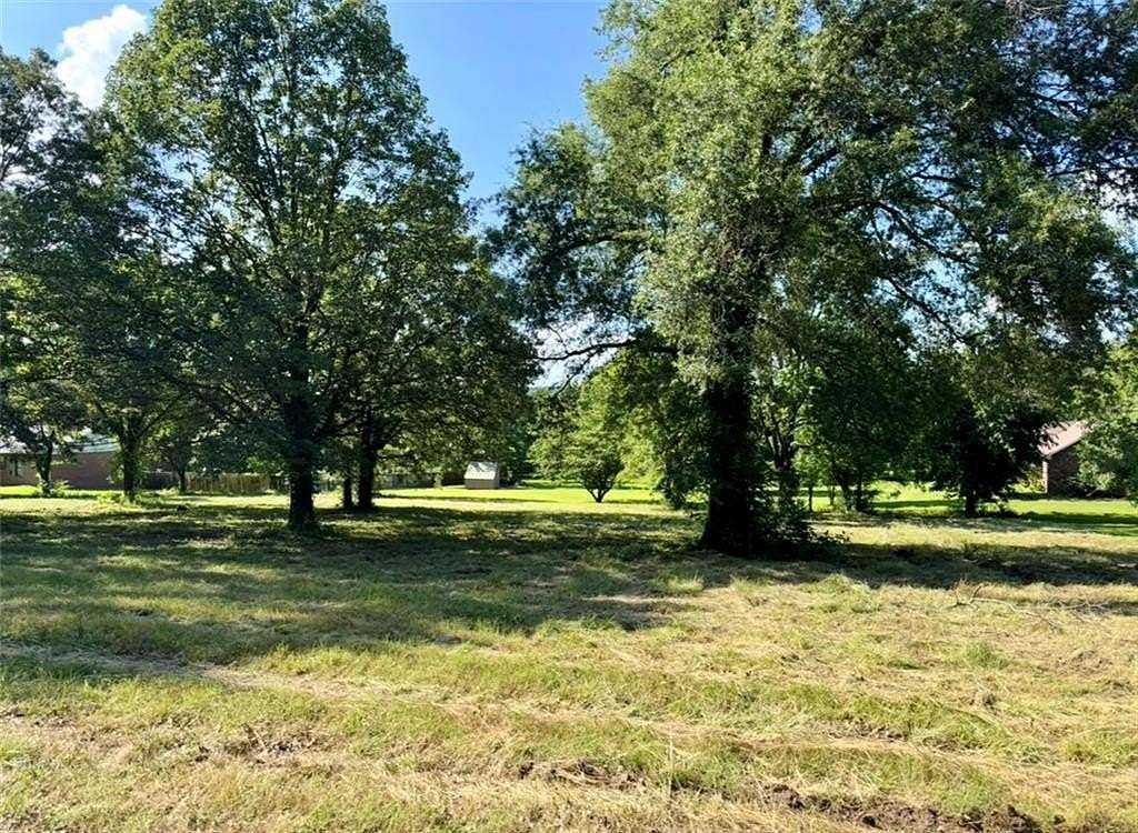 1 Acre of Residential Land for Sale in Russellville, Arkansas