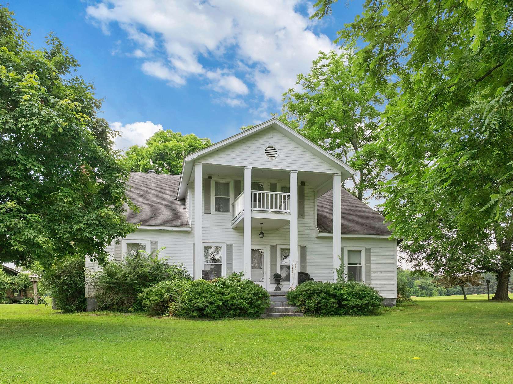 247 Acres of Land with Home for Sale in Decaturville, Tennessee