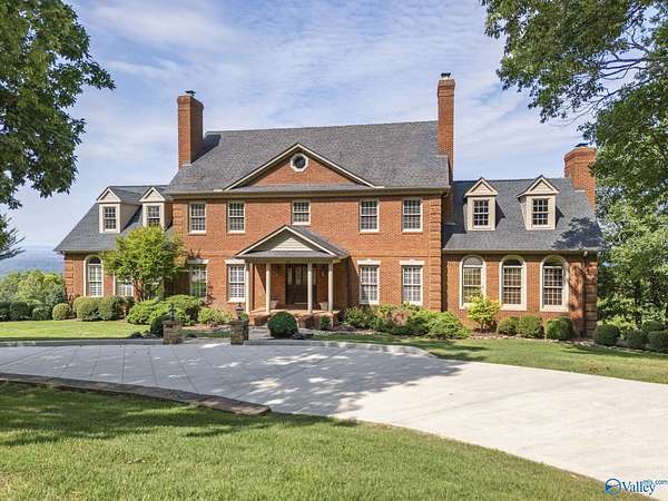 1.67 Acres of Residential Land with Home for Sale in Huntsville, Alabama