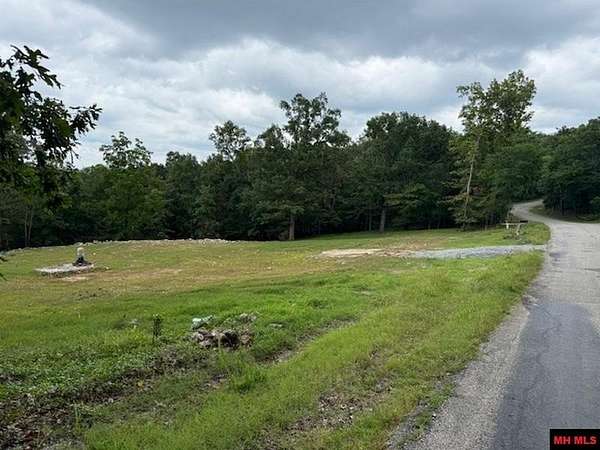 6 Acres of Land for Sale in Mountain Home, Arkansas