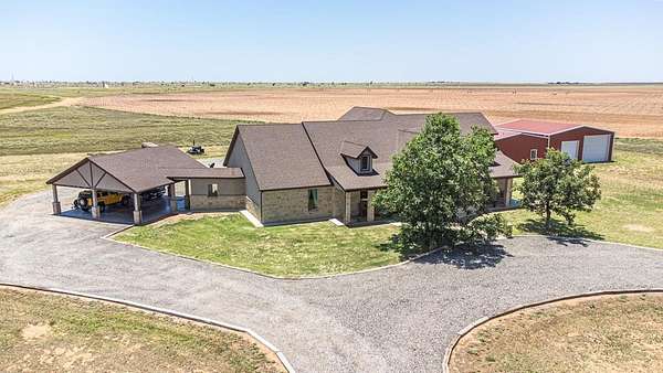 2 Acres of Residential Land with Home for Sale in Seminole, Texas