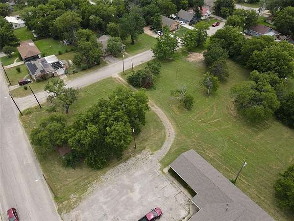 0.21 Acres of Land for Sale in Gainesville, Texas