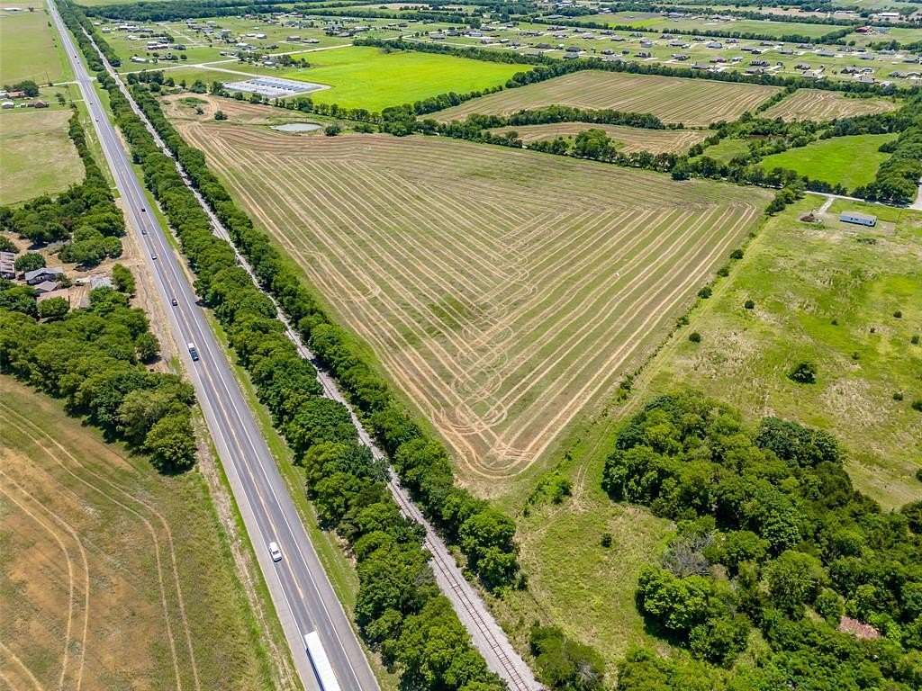 34.3 Acres of Agricultural Land for Sale in Trenton, Texas