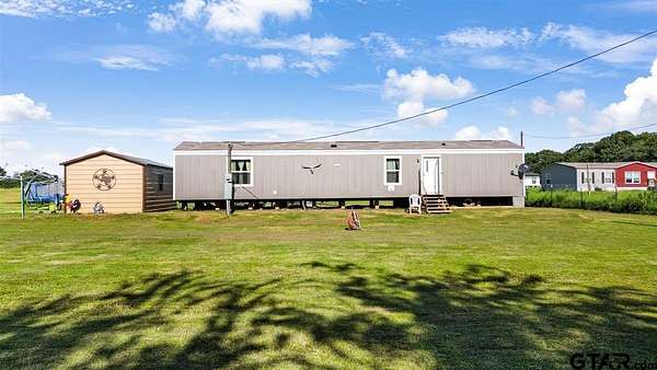 2.47 Acres of Residential Land with Home for Sale in Alba, Texas