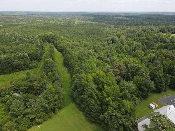 41 Acres of Recreational & Residential Land for Sale in Montross, Virginia