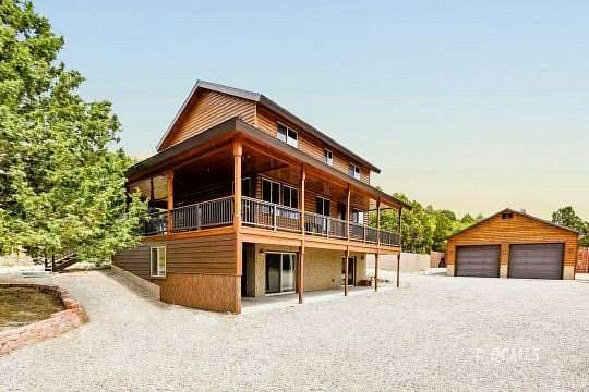 2.42 Acres of Residential Land with Home for Sale in Duck Creek Village, Utah