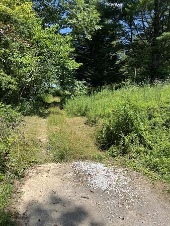 1 Acre of Land for Sale in McKee, Kentucky