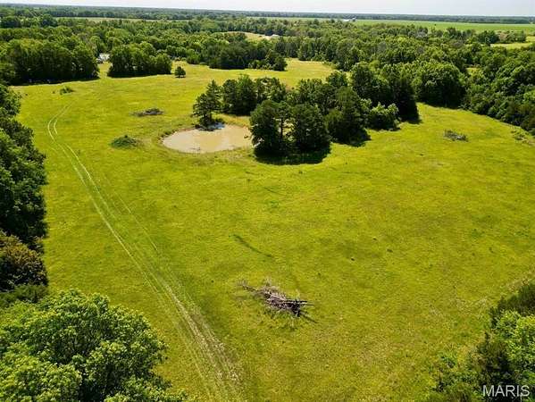 5.2 Acres of Residential Land for Sale in Mexico, Missouri