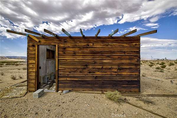 5 Acres of Land for Sale in Twentynine Palms, California