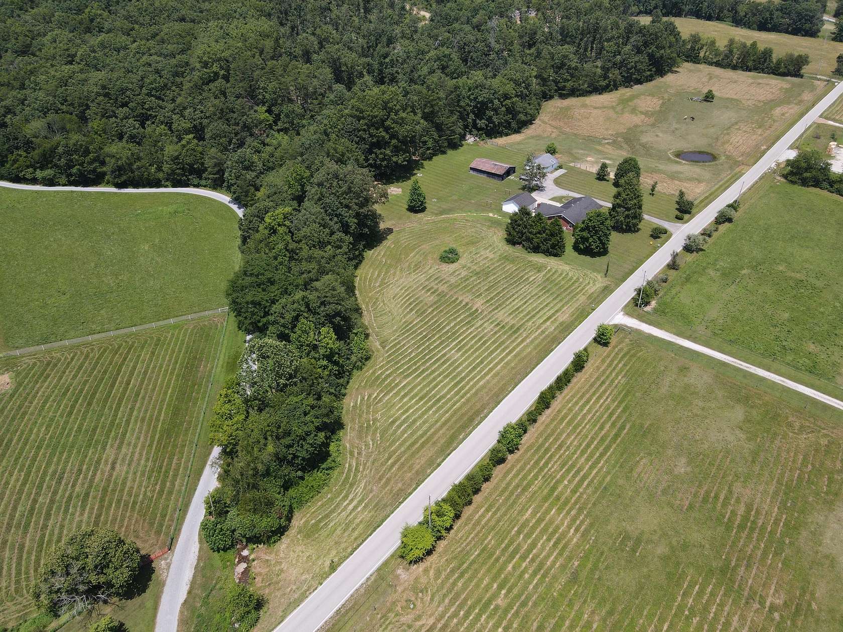 17.8 Acres of Land with Home for Sale in Crab Orchard, Kentucky