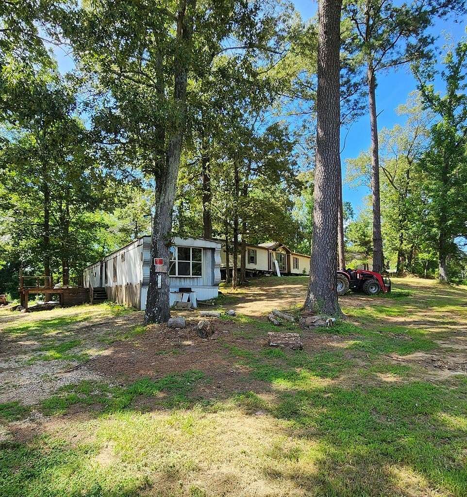 0.98 Acres of Residential Land for Sale in Springville, Tennessee