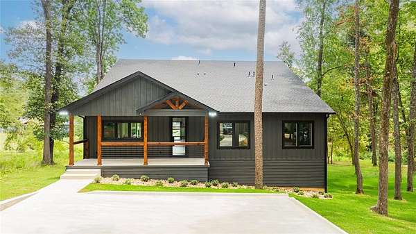 2 Acres of Residential Land with Home for Sale in Winnsboro, Texas