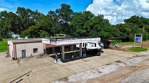 0.97 Acres of Commercial Land for Sale in Poynor, Texas