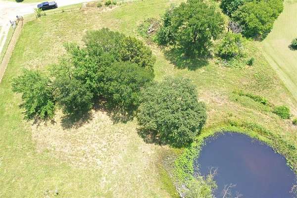 1 Acre of Residential Land for Sale in Mabank, Texas