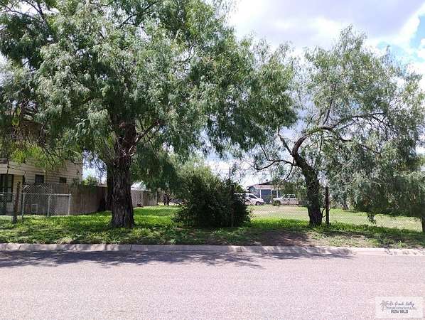 0.21 Acres of Mixed-Use Land for Sale in La Feria, Texas