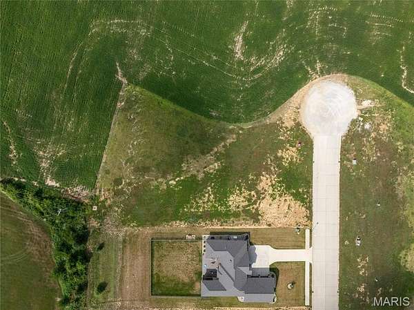 0.71 Acres of Residential Land for Sale in Waterloo, Illinois