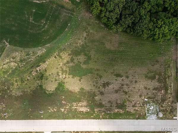 0.53 Acres of Residential Land for Sale in Waterloo, Illinois