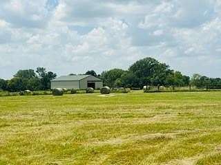 21.6 Acres of Agricultural Land for Sale in Smithville, Missouri