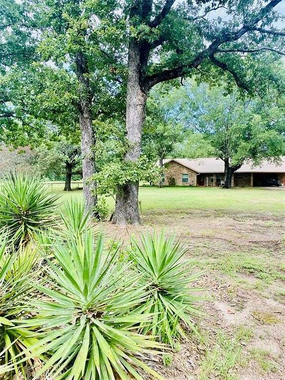 3 Acres of Residential Land with Home for Sale in Detroit, Texas