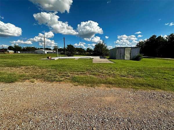 0.32 Acres of Land for Sale in Seymour, Texas