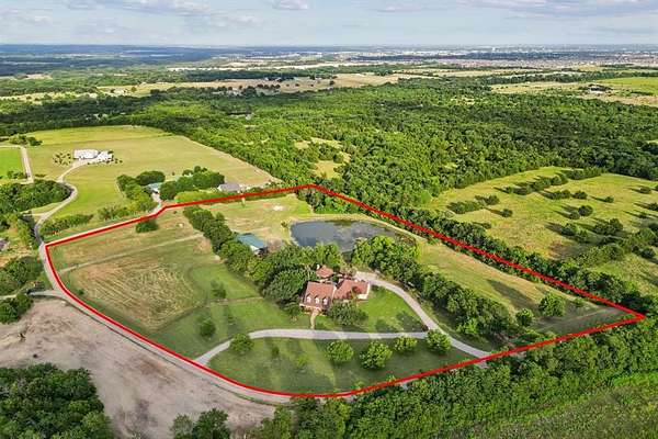 10 Acres of Residential Land with Home for Sale in McKinney, Texas