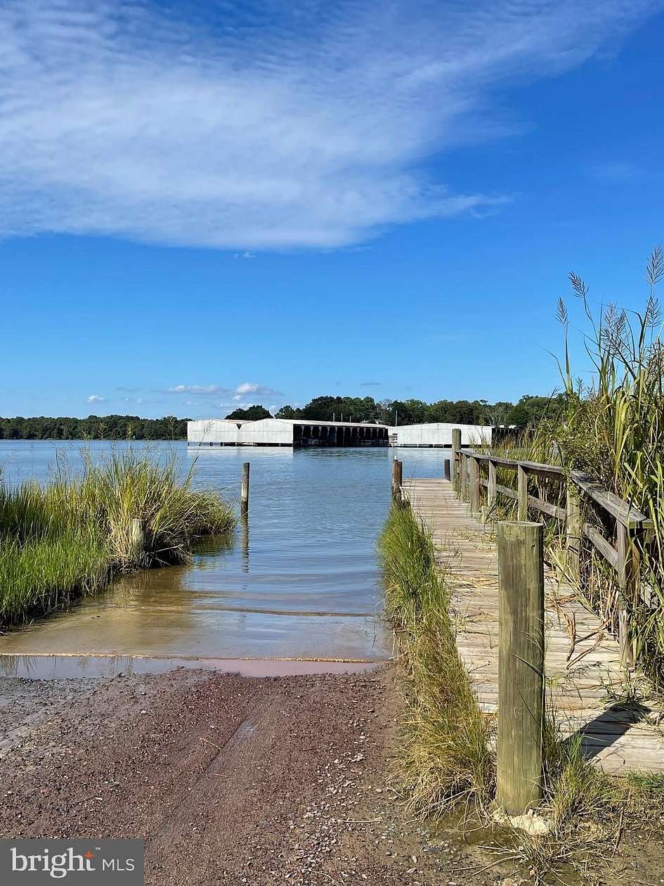 0.28 Acres of Residential Land for Sale in Colonial Beach, Virginia