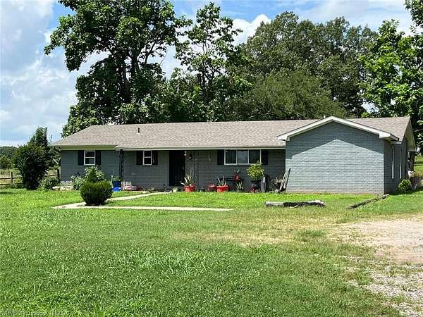 7.6 Acres of Residential Land with Home for Sale in Lavaca, Arkansas