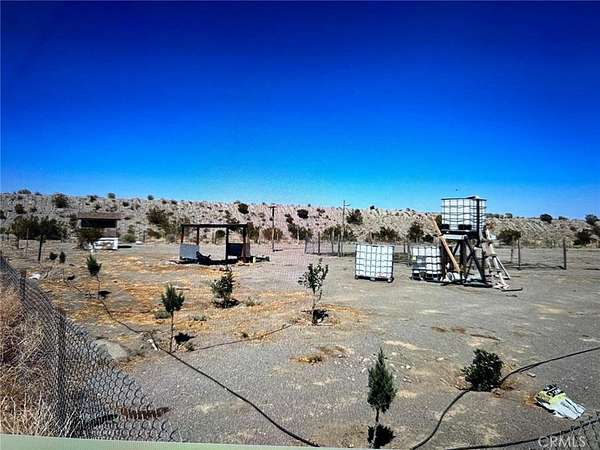 1 Acre of Land for Sale in Phelan, California