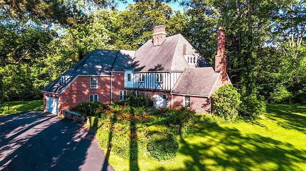 5.6 Acres of Residential Land with Home for Sale in Erie, Pennsylvania