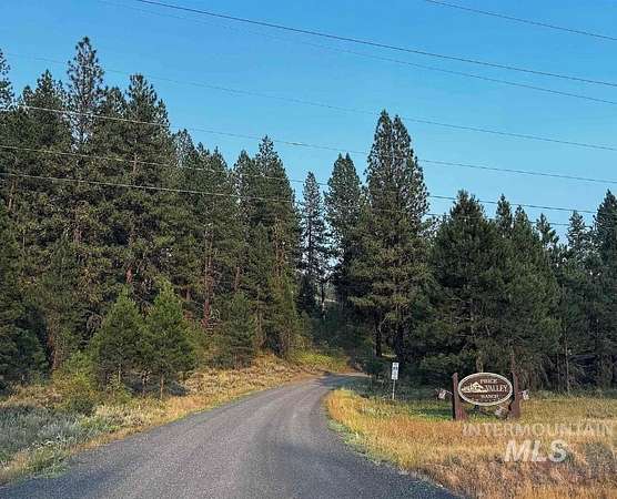 10.7 Acres of Recreational Land for Sale in New Meadows, Idaho