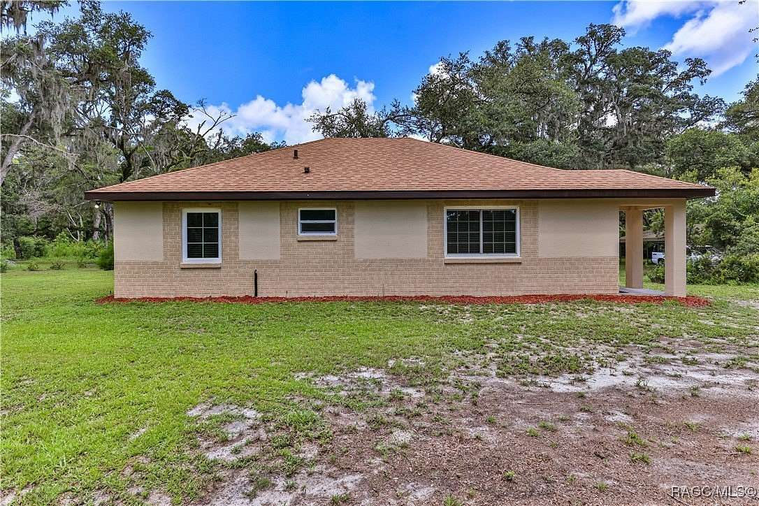 3 Acres of Land with Home for Sale in Dunnellon, Florida